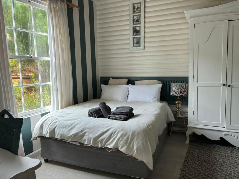 To Let 5 Bedroom Property for Rent in San Michel Western Cape